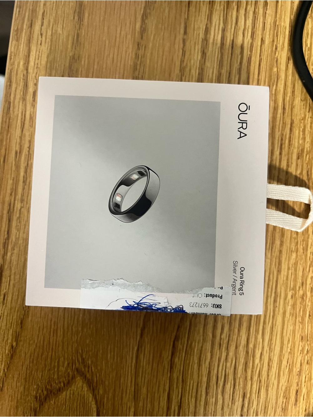 [NEW + SEALED] Oura Ring 5 silver/agent size 8